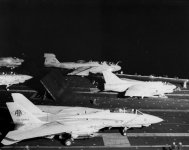 Aircraft_on_USS_America_(CV-66)_during_attacks_on_Libya_1986.jpg