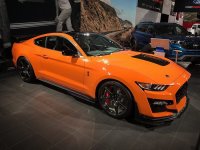 twister-orange-2020-mustang-gt-shelby-gt500-looks-ballistic-in-the-flesh-131672_1.jpg